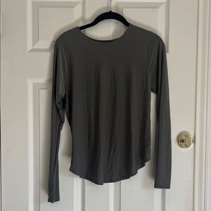 Onzie Charcoal Long Sleeve Top